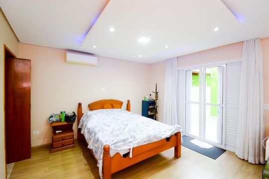 Quarto 3 - Suíte de casa à venda com 3 quartos, 360m² em Cid Parque Alvorada, Guarulhos