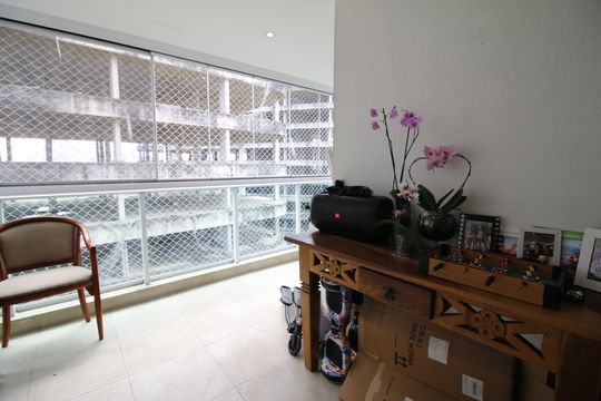 Varanda de apartamento para alugar com 3 quartos, 98m² em Barra da Tijuca, Rio de Janeiro