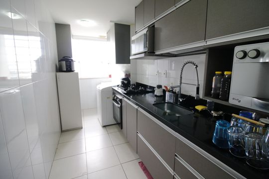 Cozinha de apartamento para alugar com 3 quartos, 98m² em Barra da Tijuca, Rio de Janeiro