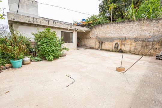 quintal / area de serviço de casa para alugar com 3 quartos, 250m² em São Damião, Belo Horizonte