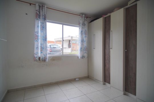 Quarto 1 de apartamento para alugar com 2 quartos, 39m² em Ipiranga, Sapucaia do Sul
