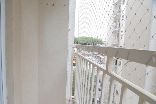 Sacada da sala de apartamento para alugar com 2 quartos, 49m² em Vila Curuçá Velha, São Paulo