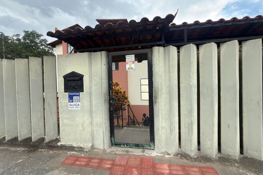 Placa Instalada - 16/10/2026 - COD BBYX-156 de apartamento para alugar com 2 quartos, 50m² em Centro, Contagem