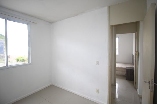 Quarto 2 de apartamento para alugar com 2 quartos, 43m² em Morro Santana, Porto Alegre