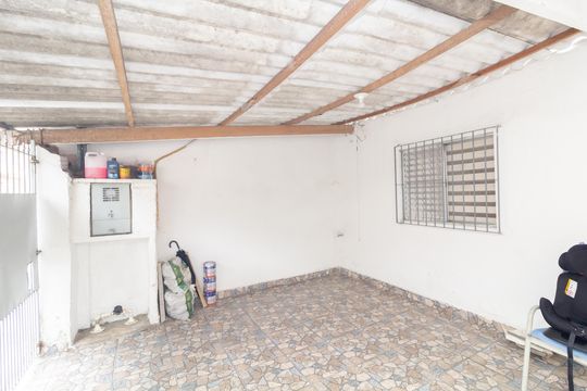 Garagem de casa à venda com 1 quarto, 86m² em Jardim dos Ipes, São Paulo