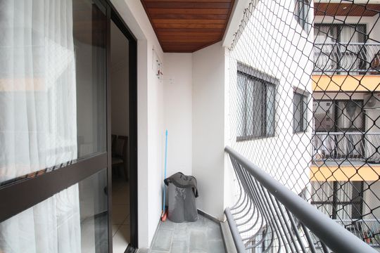 Varanda de apartamento para alugar com 2 quartos, 72m² em Jardim Maria Rosa, Taboão da Serra