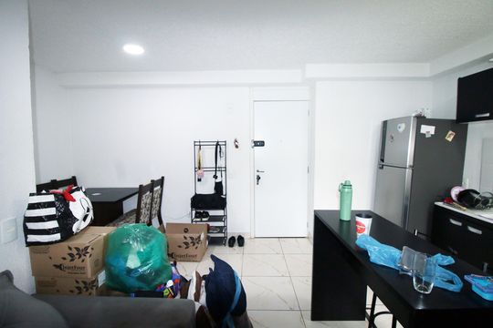 Sala de apartamento para alugar com 2 quartos, 50m² em Pavuna, Rio de Janeiro