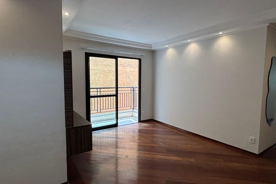 Sala de apartamento para alugar com 3 quartos, 90m² em Chácara Inglesa, São Paulo
