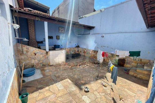 Casa à venda com 5 quartos, 310m² em Betânia, Belo Horizonte
