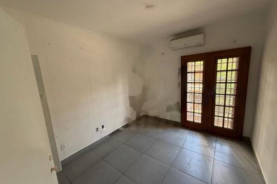 Casa à venda com 3 quartos, 214m² em Itaim Bibi, São Paulo