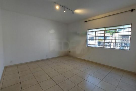 Casa à venda com 4 quartos, 300m² em Jardim Dom Bosco, Campinas
