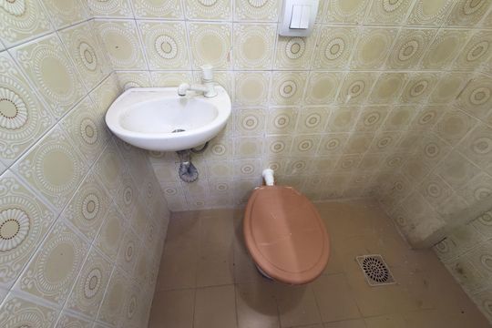 Banheiro de serviço de apartamento para alugar com 3 quartos, 72m² em Vila da Penha, Rio de Janeiro