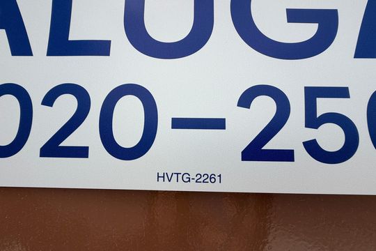 Plaquinha instalada COD HVTG-2261 de casa para alugar com 2 quartos, 200m² em Jardim Guanabara, Jundiaí