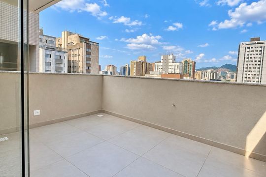 Varanda   de apartamento à venda com 1 quarto, 88m² em Centro, Belo Horizonte
