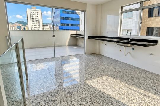 Cozinha e Área de Serviço de apartamento à venda com 1 quarto, 88m² em Centro, Belo Horizonte