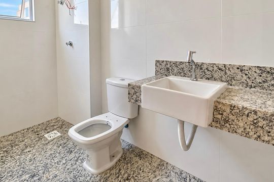 Banheiro de apartamento à venda com 1 quarto, 88m² em Centro, Belo Horizonte