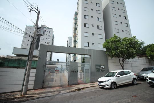 Fachada de apartamento para alugar com 2 quartos, 51m² em Teixeira Dias, Belo Horizonte
