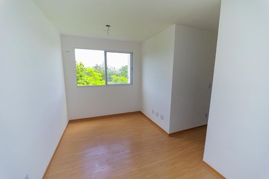Apartamento para alugar com 2 quartos, 45m² em Inhoaíba, Rio de Janeiro