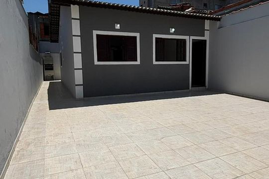 Garagem de casa para alugar com 2 quartos, 68m² em Vila Nova Bonsucesso, Guarulhos