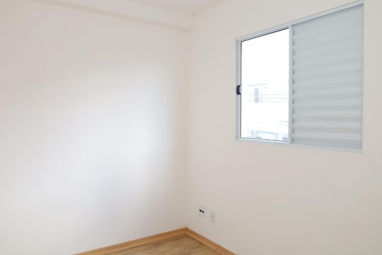 Quarto de apartamento para alugar com 1 quarto, 34m² em Jardim Robru, São Paulo
