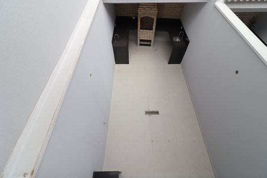 Varanda vista de casa à venda com 3 quartos, 130m² em Jardim Ubirajara, São Paulo