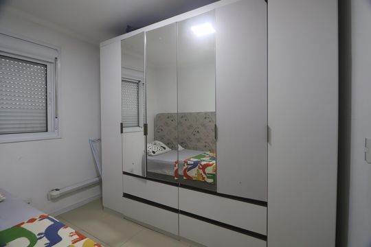 Quarto 1 de apartamento para alugar com 2 quartos, 53m² em Fátima, Canoas