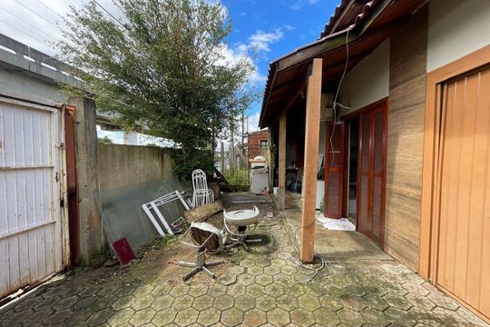 Casa à venda com 3 quartos, 86m² em Santos Dumont, São Leopoldo