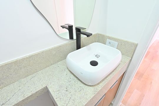 Banheiro Social de apartamento à venda com 2 quartos, 75m² em Chácara Inglesa, São Paulo