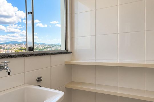 Área de serviço de apartamento à venda com 3 quartos, 90m² em Caiçaras, Belo Horizonte