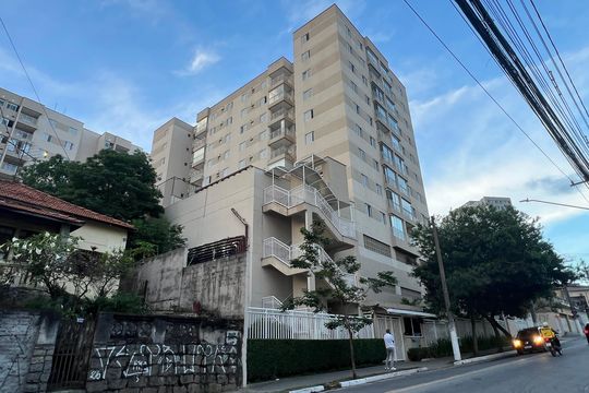 Fachada de apartamento para alugar com 2 quartos, 53m² em Vila Guedes, São Paulo