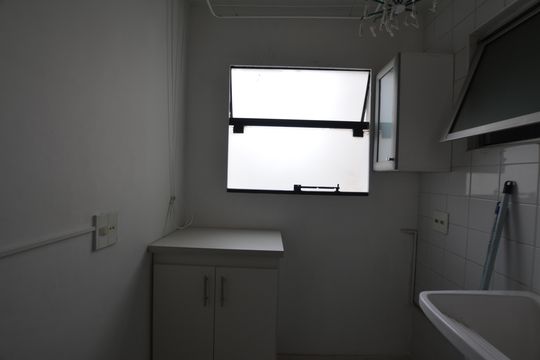 AREA DE SERVIÇO de apartamento à venda com 3 quartos, 63m² em Vila Sonia, São Paulo