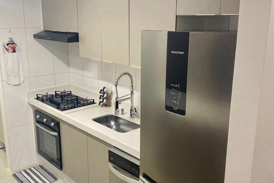 Cozinha de apartamento à venda com 2 quartos, 58m² em Jardim Itapark, Mauá