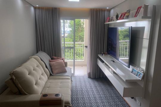 Sala de apartamento à venda com 2 quartos, 58m² em Jardim Itapark, Mauá