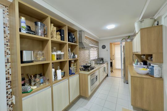 Cozinha de apartamento à venda com 3 quartos, 114m² em Vila Santo Antonio, Guarulhos