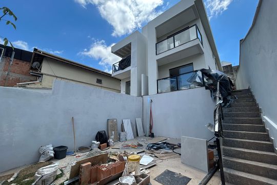 Casa para alugar com 2 quartos, 136m² em Paquetá, Belo Horizonte