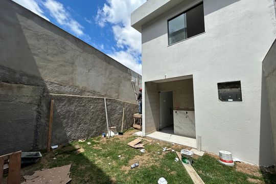 Casa para alugar com 2 quartos, 136m² em Paquetá, Belo Horizonte