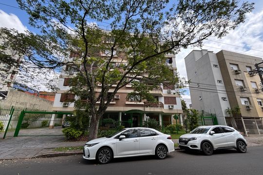 Fachada de apartamento à venda com 3 quartos, 257m² em Menino Deus, Porto Alegre