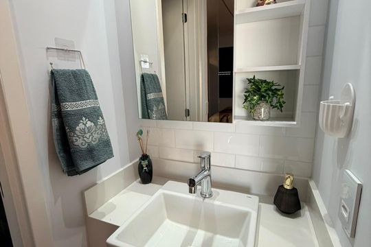 Banheiro de apartamento para alugar com 1 quarto, 30m² em Tucuruvi, São Paulo