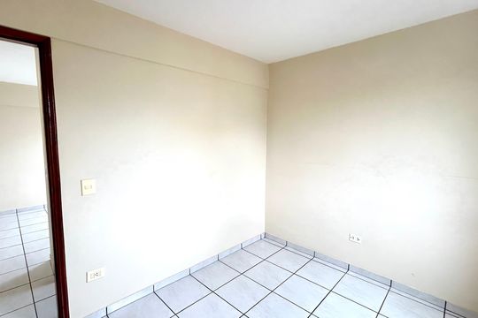 Quarto 2 de apartamento à venda com 2 quartos, 50m² em Jardim Vila Galvao, Guarulhos
