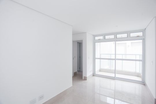 Apartamento à venda com 2 quartos, 119m² em Centro, Contagem