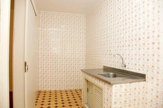 Cozinha de apartamento para alugar com 1 quarto, 44m² em Centro Histórico, Porto Alegre