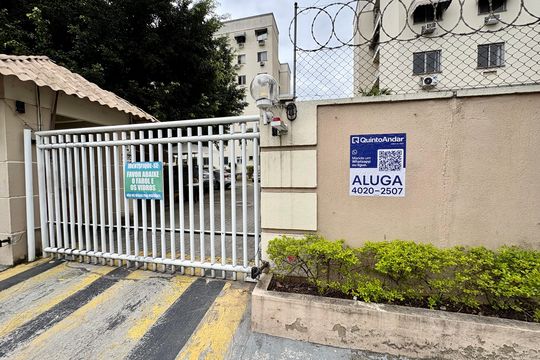Fachada de apartamento para alugar com 2 quartos, 49m² em Taquara, Rio de Janeiro