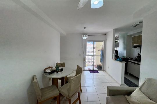 Sala de apartamento para alugar com 2 quartos, 49m² em Taquara, Rio de Janeiro