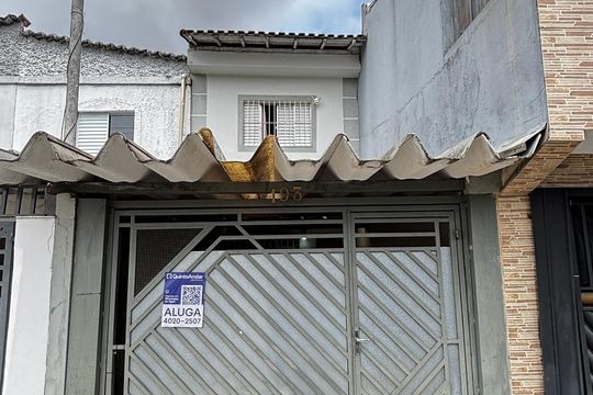 Fachada de casa para alugar com 2 quartos, 105m² em Vila Aquilino, Santo André