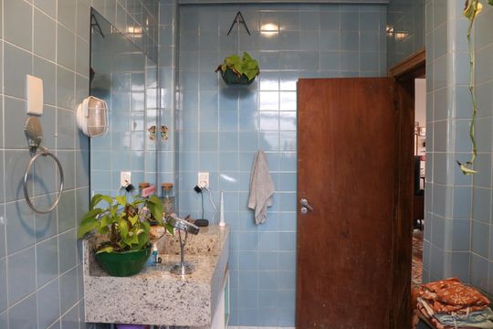 Banheiro de apartamento à venda com 1 quarto, 115m² em Perdizes, São Paulo
