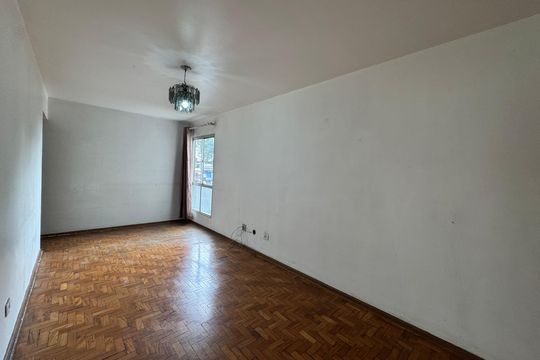 Sala de apartamento à venda com 3 quartos, 60m² em Iapi, Osasco