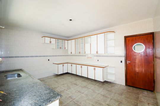 Cozinha de casa para alugar com 3 quartos, 170m² em Jardim Santa Clara, Guarulhos