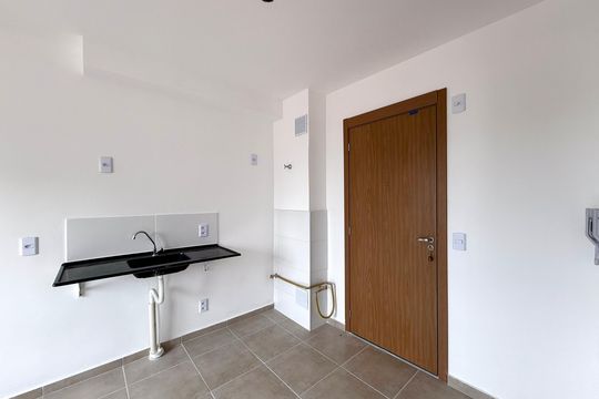 Cozinha  de apartamento para alugar com 1 quarto, 25m² em Vila das Belezas, São Paulo