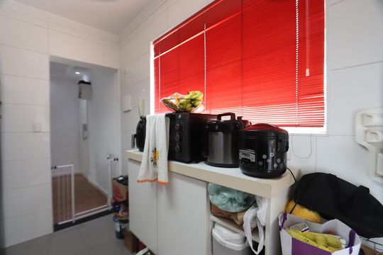 Cozinha e Lavanderia de apartamento à venda com 2 quartos, 60m² em Vila Santa Clara, São Paulo