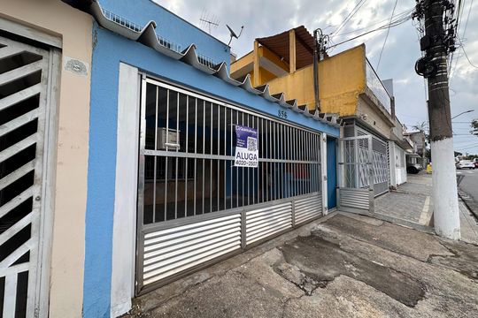 Fachada de casa para alugar com 2 quartos, 120m² em Jardim Marrocos, São Bernardo do Campo
